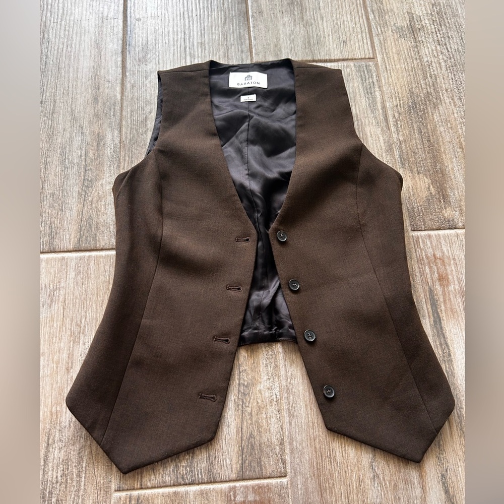 Aritzia Babaton Brown Vest 2